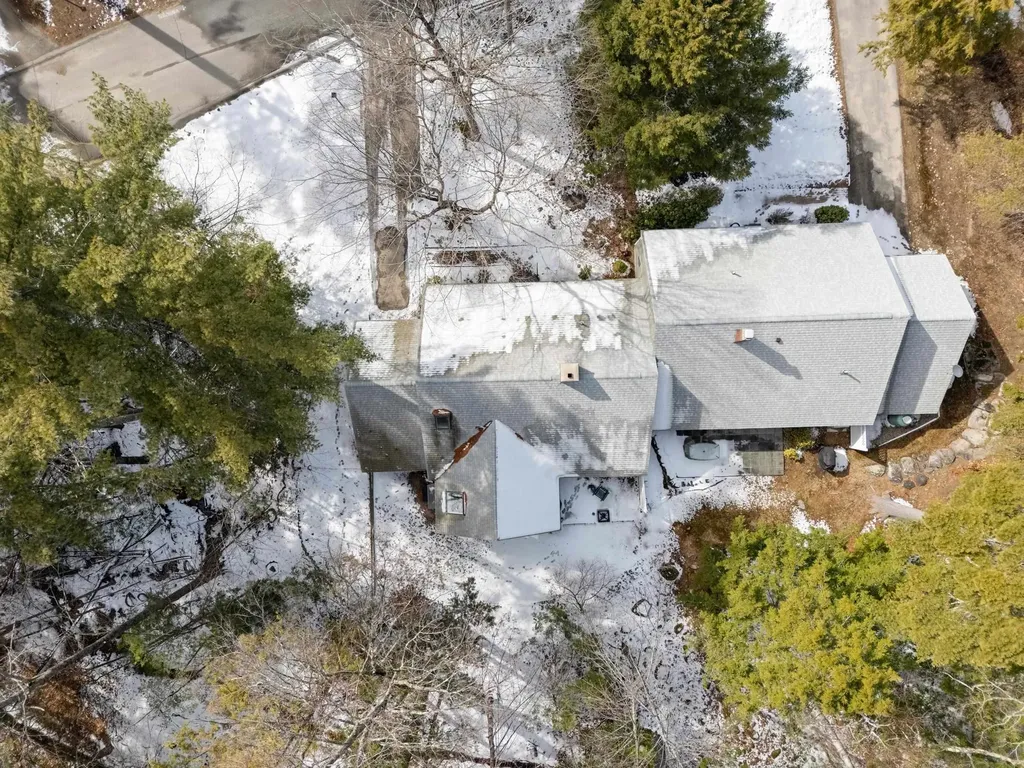 12 Laurel Circle Wolfeboro NH 03894