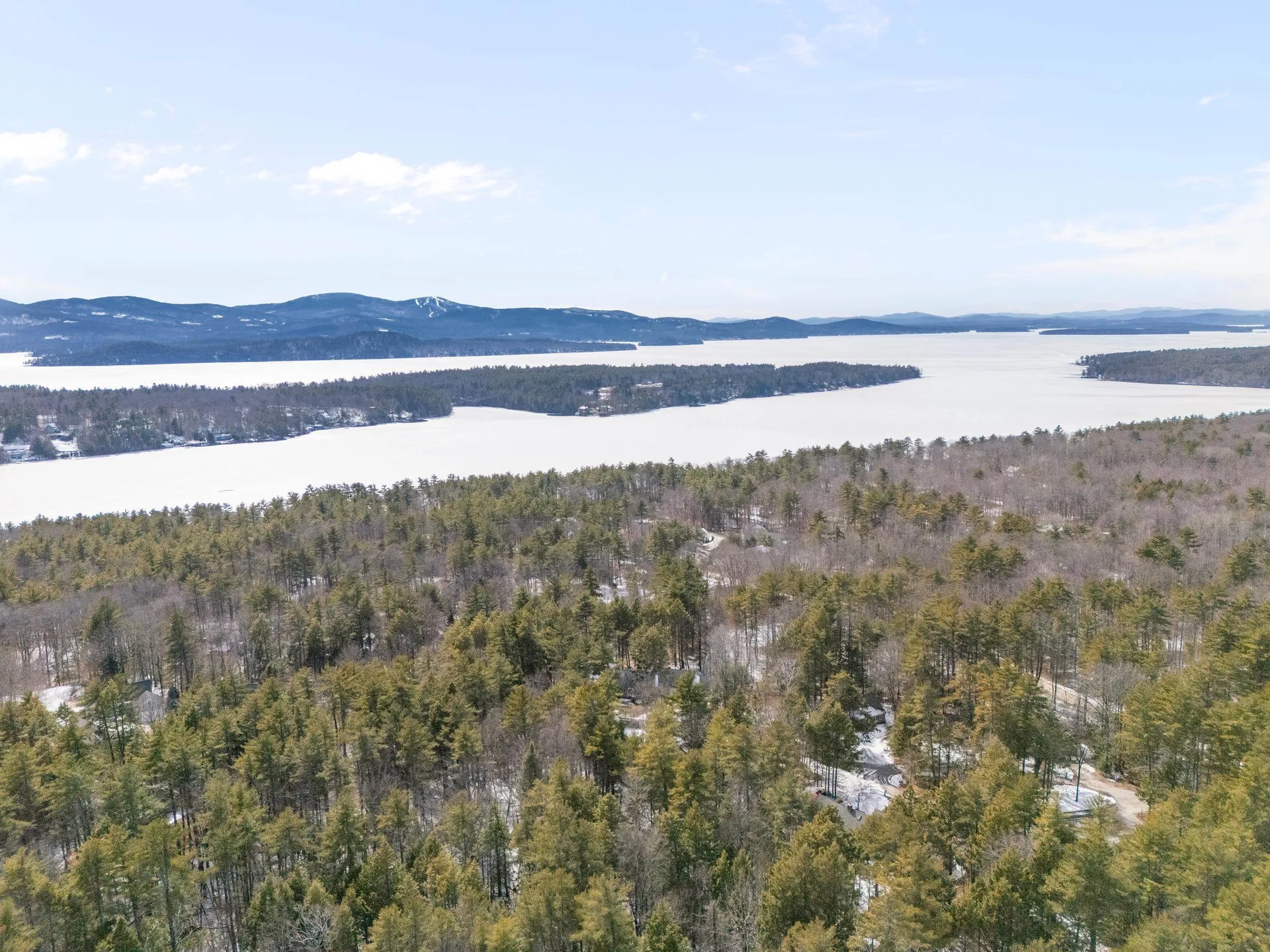 12 Laurel Circle Wolfeboro NH 03894
