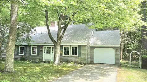 12 Laurel Circle Wolfeboro NH 03894