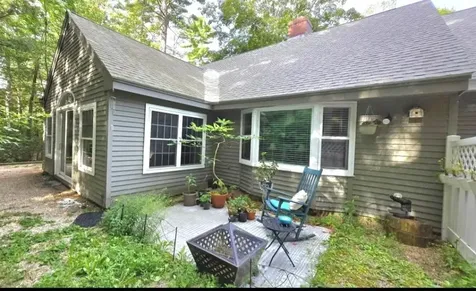 12 Laurel Circle Wolfeboro NH 03894