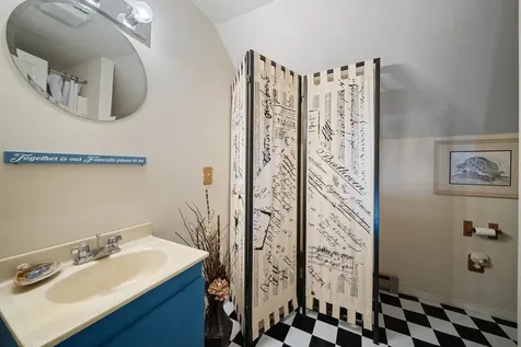 12 Laurel Circle Wolfeboro NH 03894