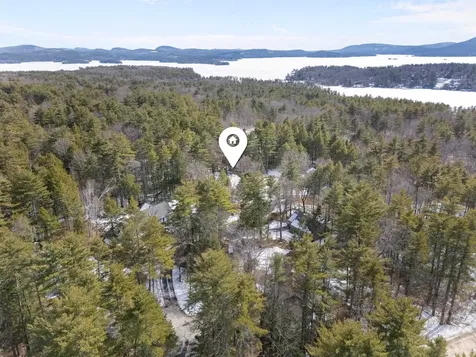 12 Laurel Circle Wolfeboro NH 03894