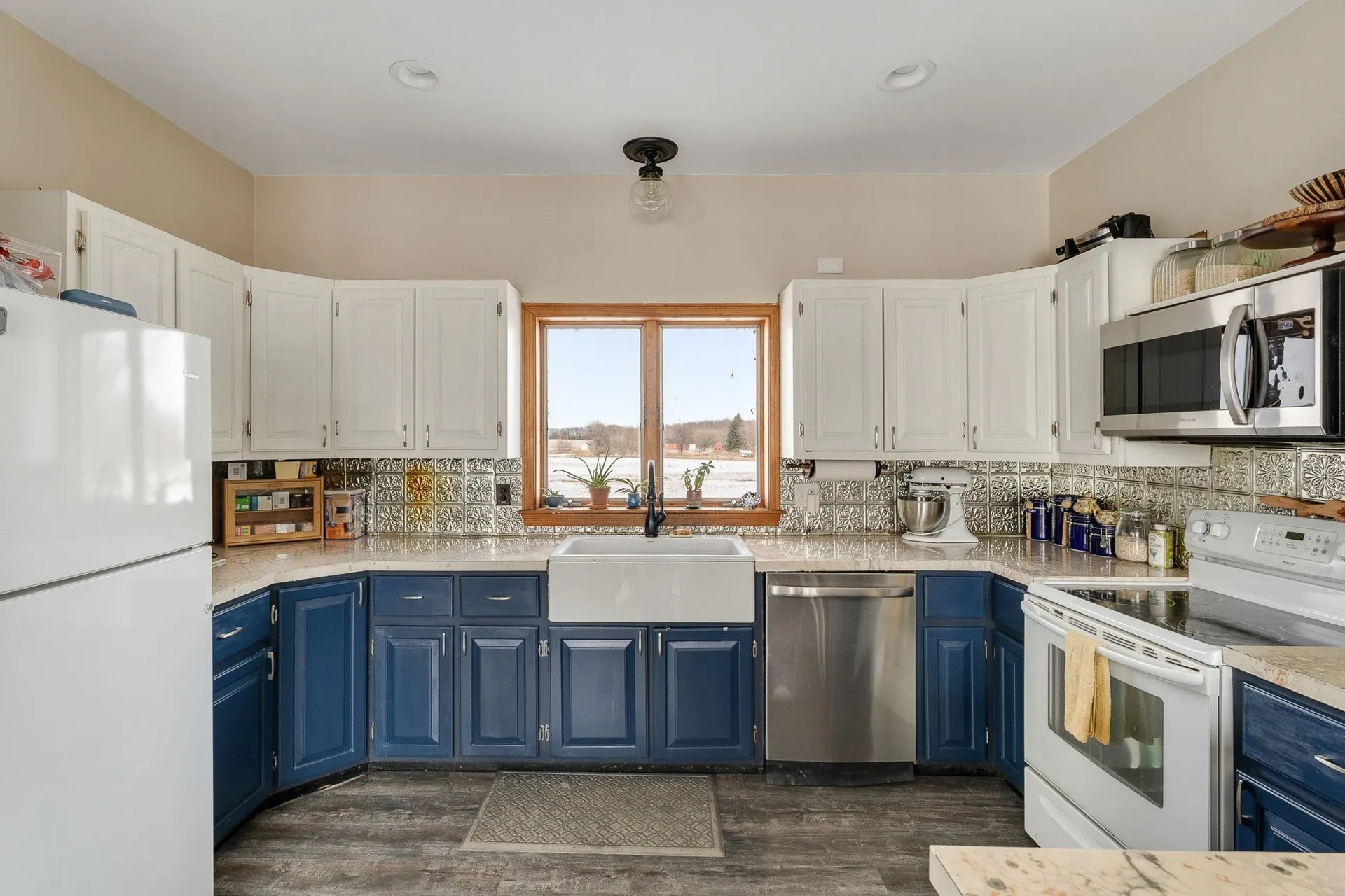 247 Us Route 2 Grand Isle VT 05458