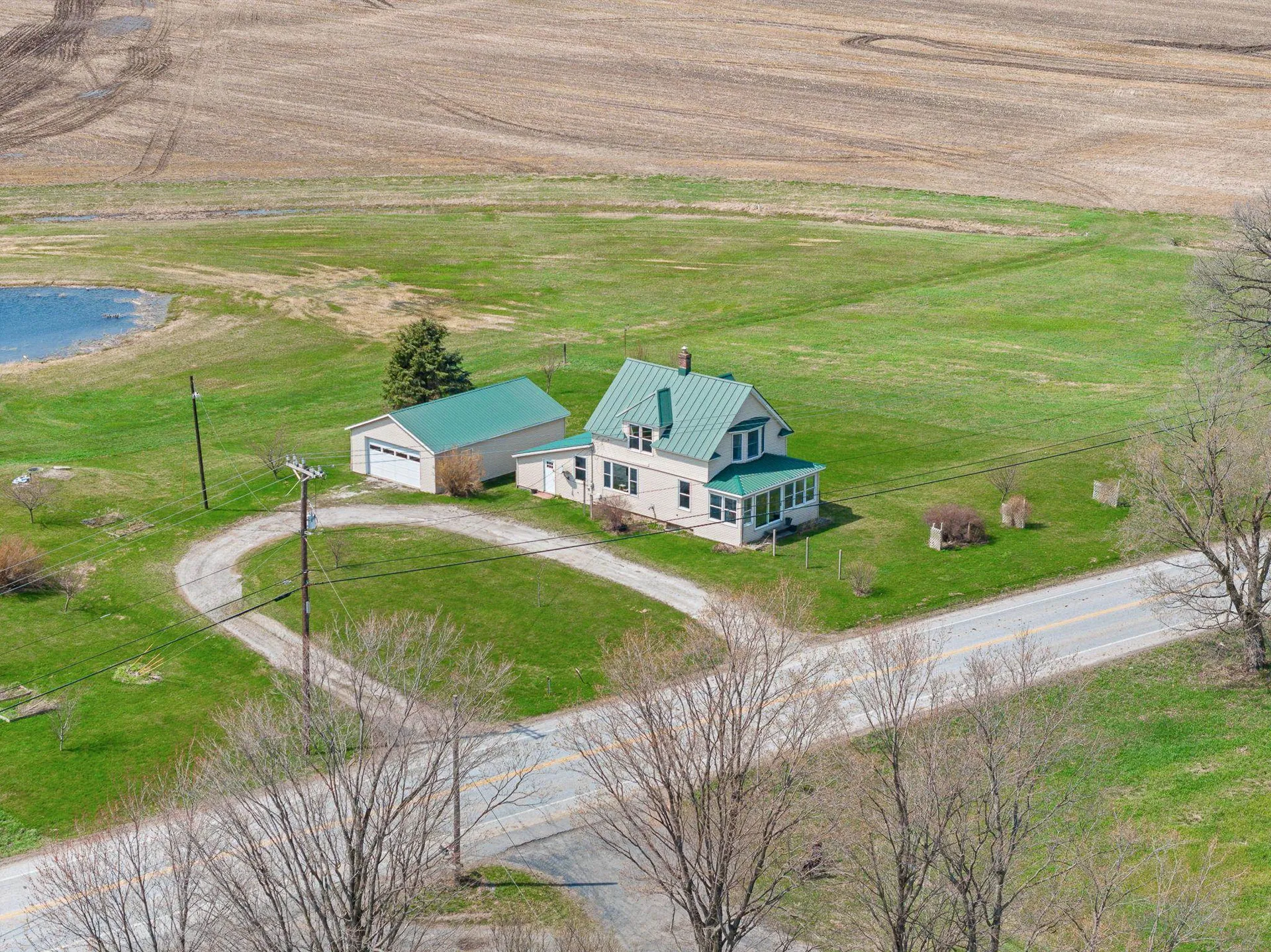 247 Us Route 2 Grand Isle VT 05458