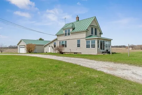 247 Us Route 2 Grand Isle VT 05458