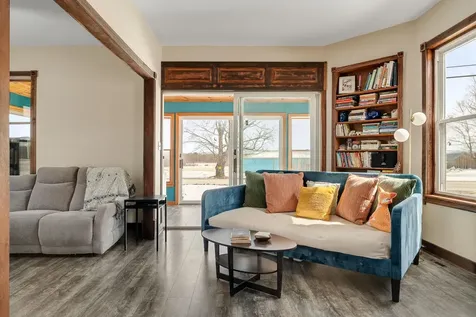 247 Us Route 2 Grand Isle VT 05458