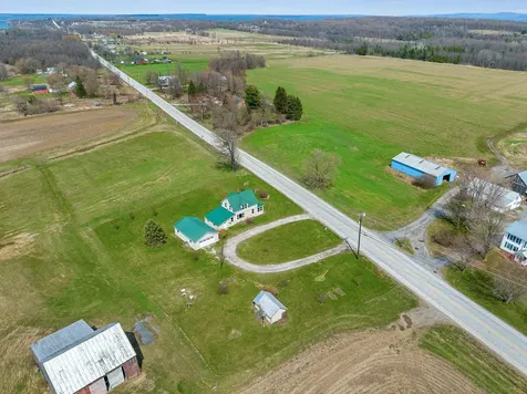 247 Us Route 2 Grand Isle VT 05458