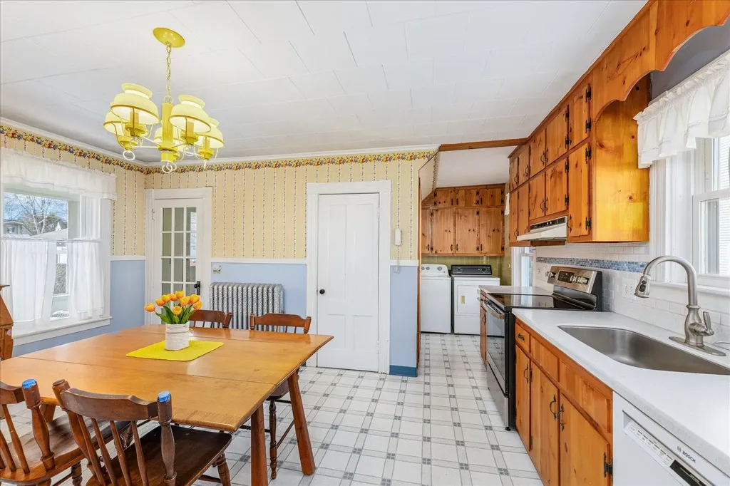22 Gilsum Street Keene NH 03431