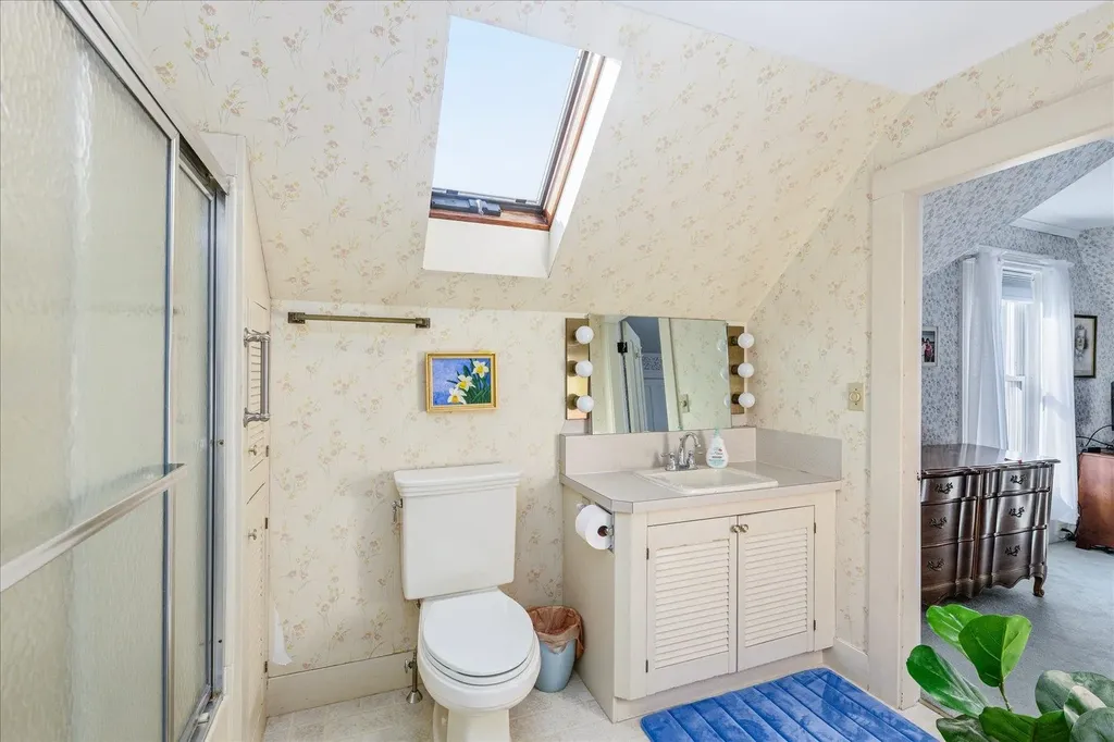 22 Gilsum Street Keene NH 03431