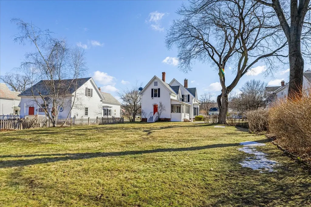 22 Gilsum Street Keene NH 03431