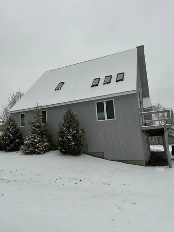 5 Ledgeview Way Plymouth NH 03264