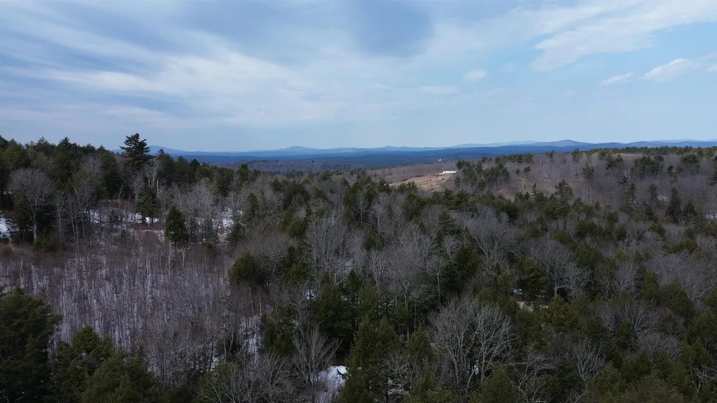 Tbd Fox Drive Gilmanton NH 03237