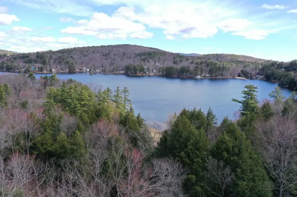 Tbd Fox Drive Gilmanton NH 03237