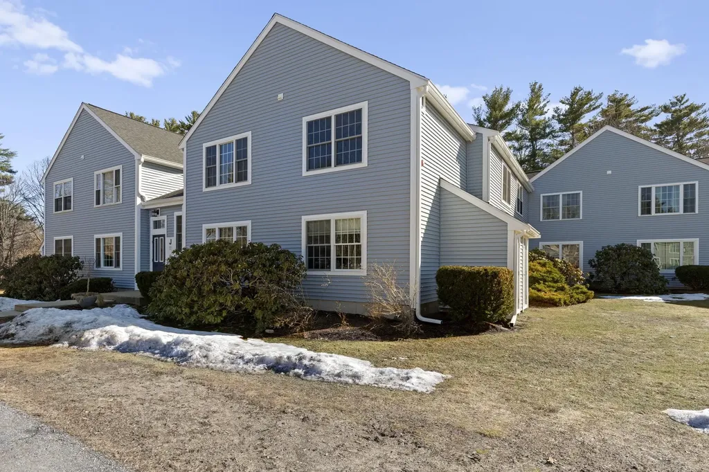 50 Brookside Drive Exeter NH 03833