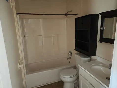 75 W Main Street Littleton NH 03561