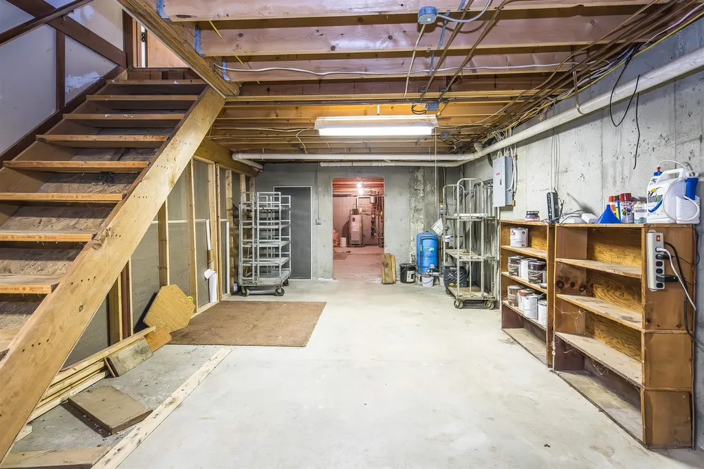 77 Wcfr Drive Springfield VT 05156