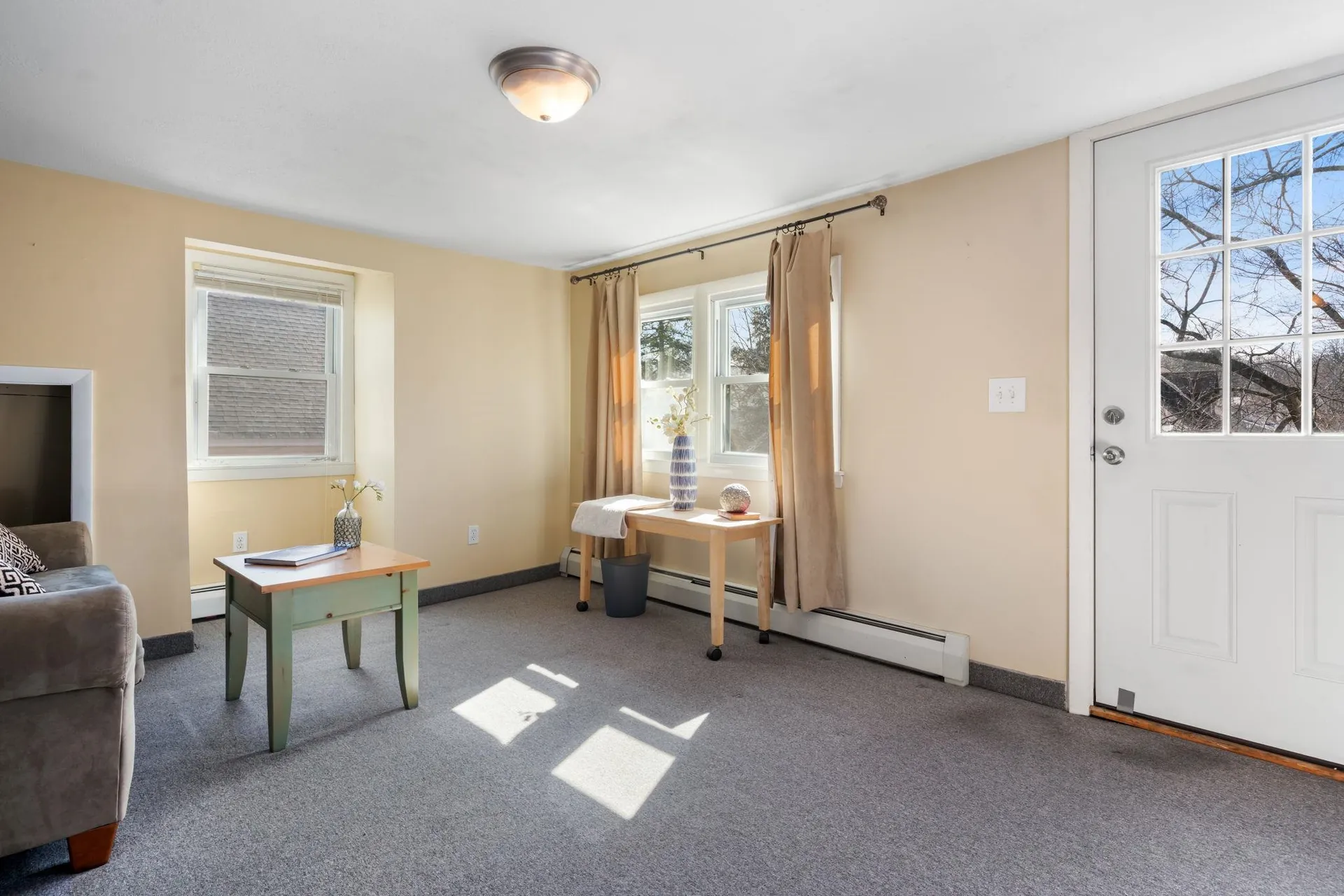 31 Lincoln Avenue Nashua NH 03060
