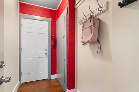 31 Lincoln Avenue Nashua NH 03060