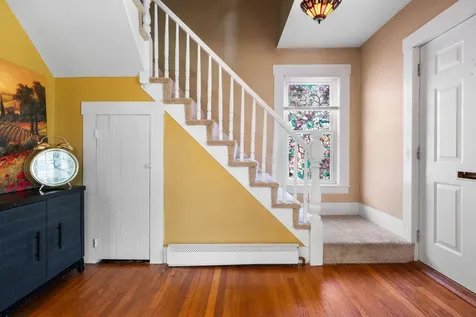 31 Lincoln Avenue Nashua NH 03060