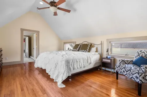 31 Lincoln Avenue Nashua NH 03060