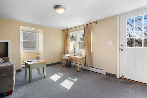31 Lincoln Avenue Nashua NH 03060