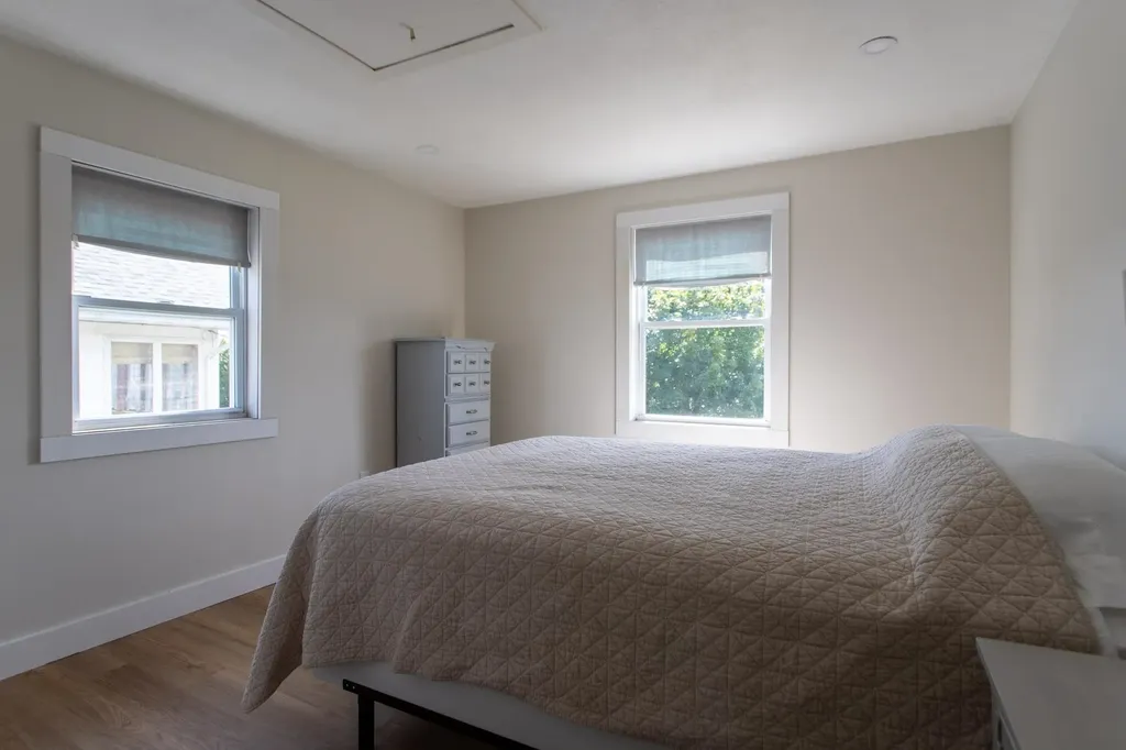 60 Plymouth Street Hampton NH 03842