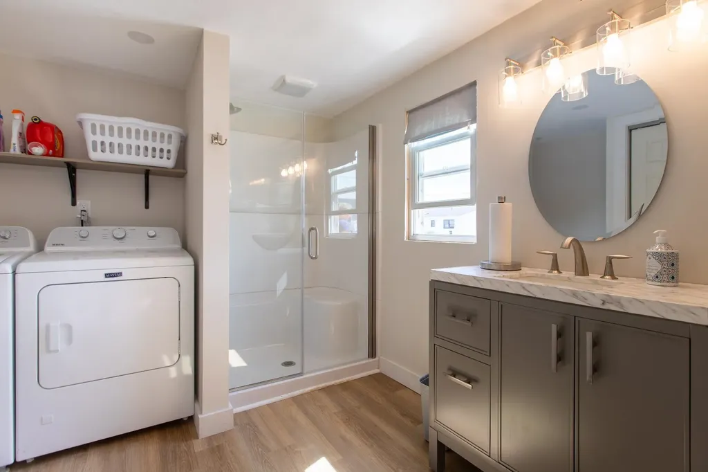 60 Plymouth Street Hampton NH 03842