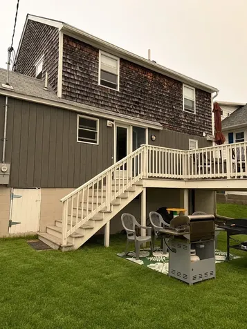 60 Plymouth Street Hampton NH 03842