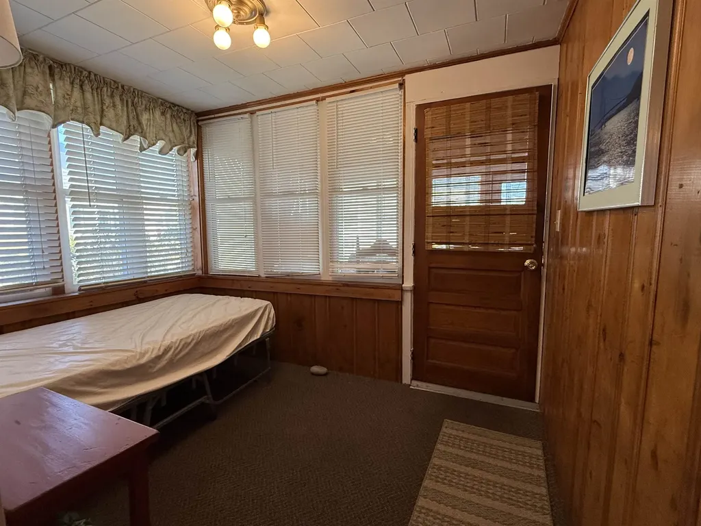 5 Tenth Street Hampton NH 03842