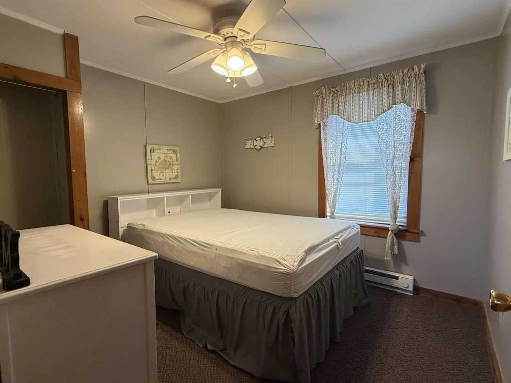 5 Tenth Street Hampton NH 03842