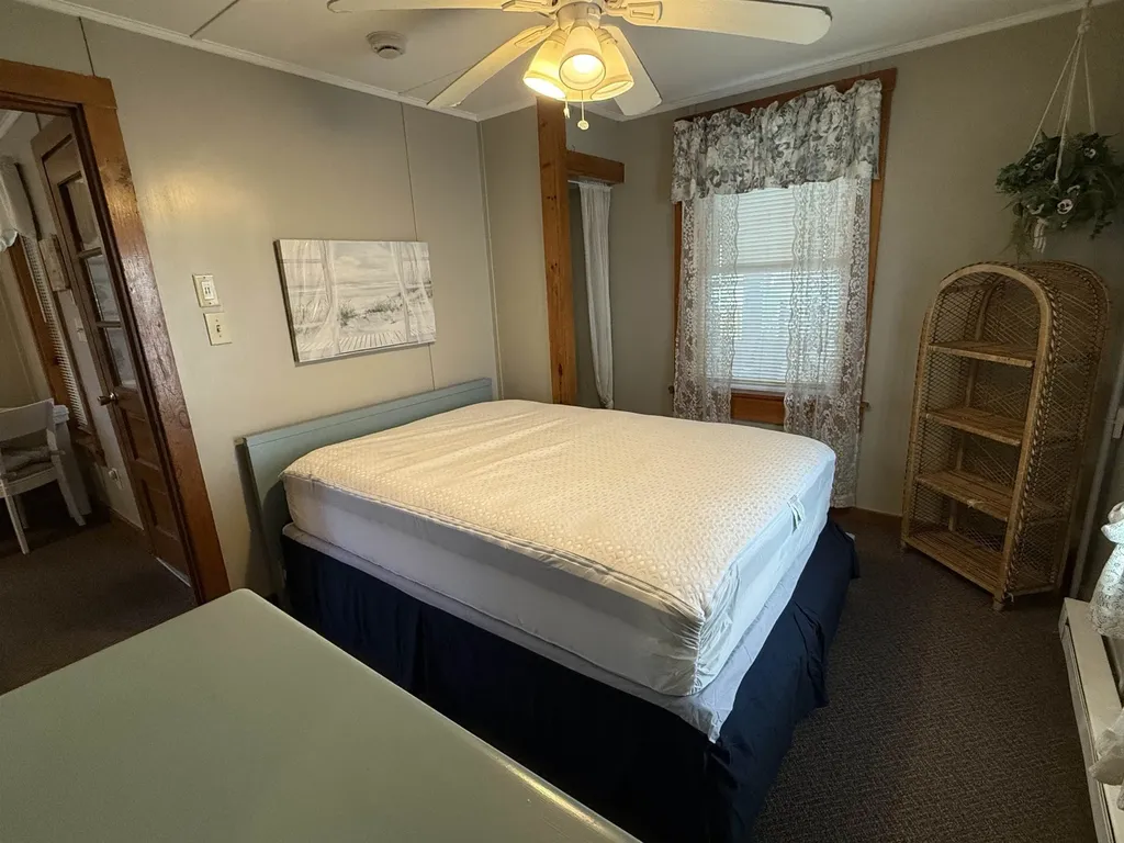 5 Tenth Street Hampton NH 03842