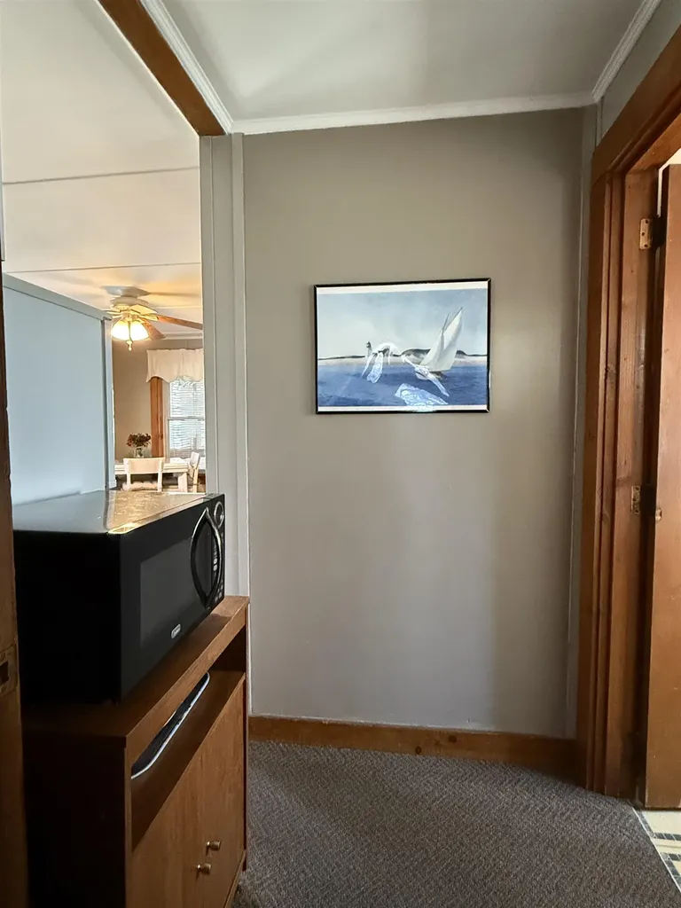 5 Tenth Street Hampton NH 03842