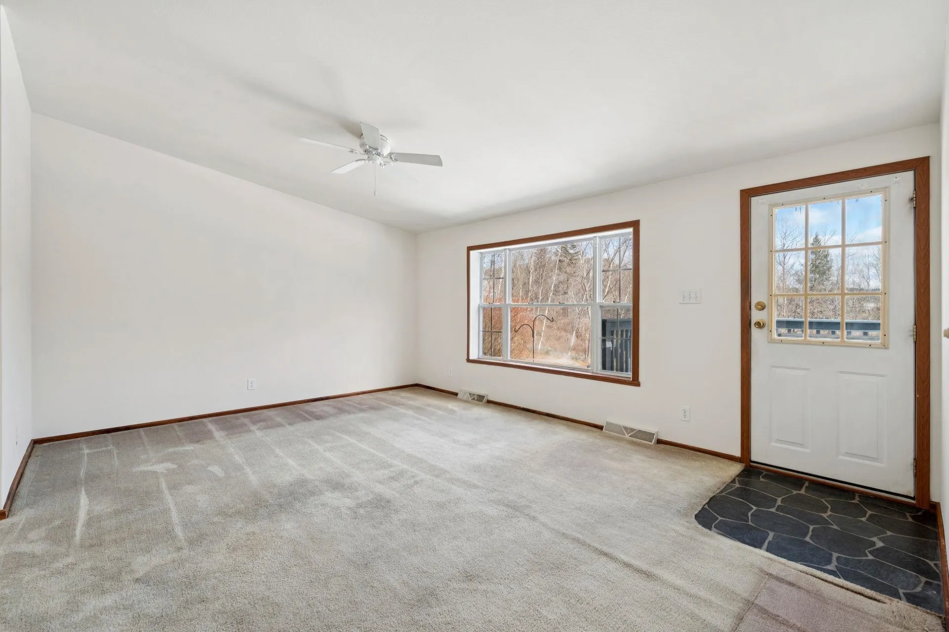 7 Best Road Hartland VT 05048