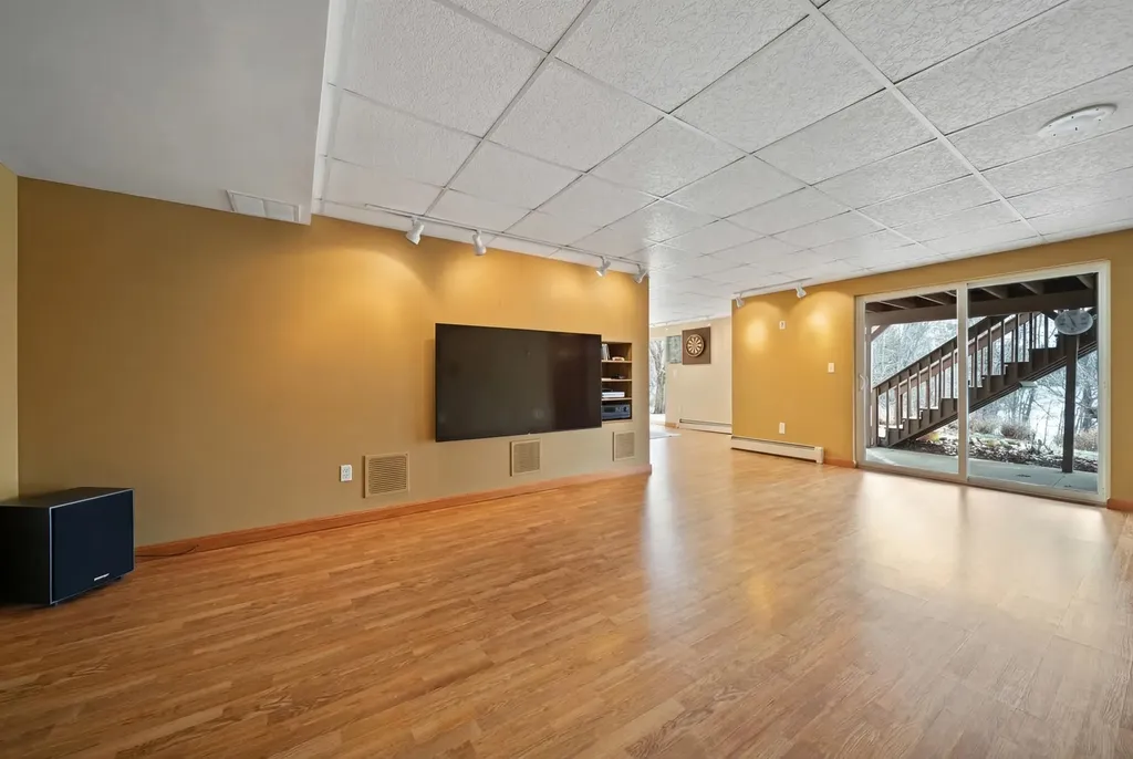 138 Birch Drive Rindge NH 03461