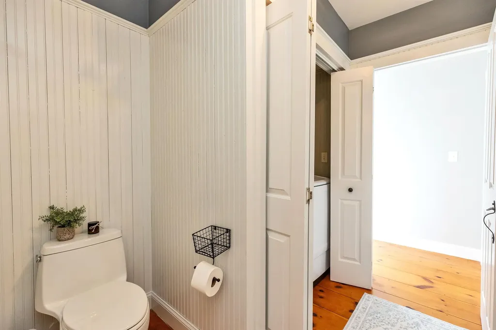 189 Byam Road New Boston NH 03070