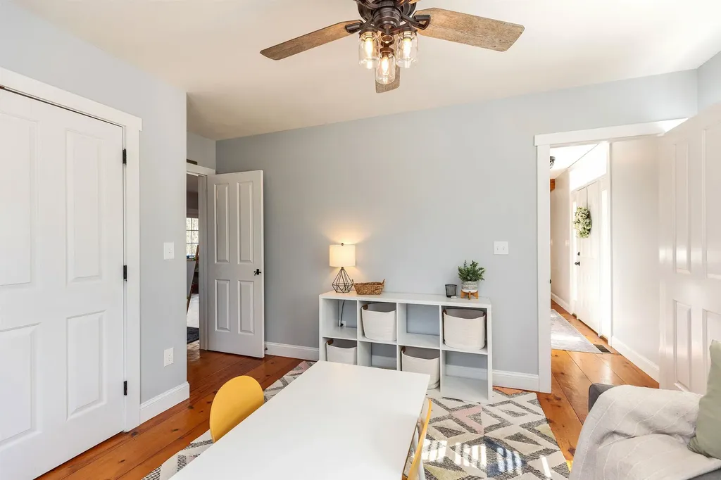 189 Byam Road New Boston NH 03070