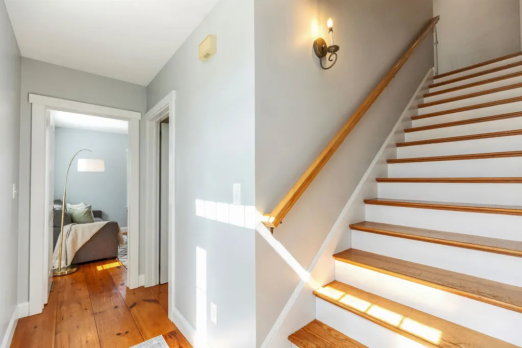 189 Byam Road New Boston NH 03070