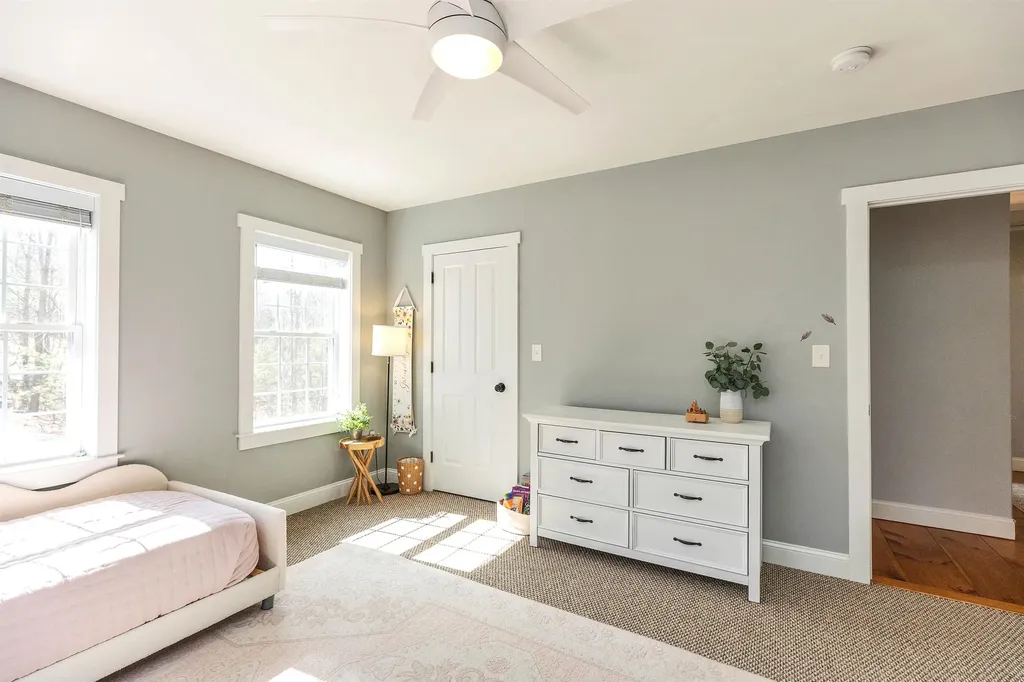 189 Byam Road New Boston NH 03070