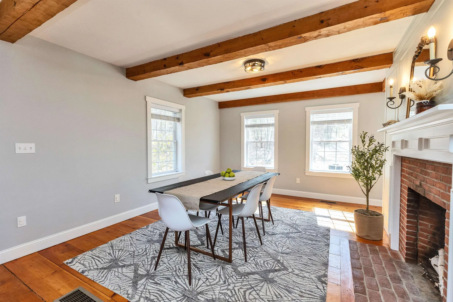 189 Byam Road New Boston NH 03070