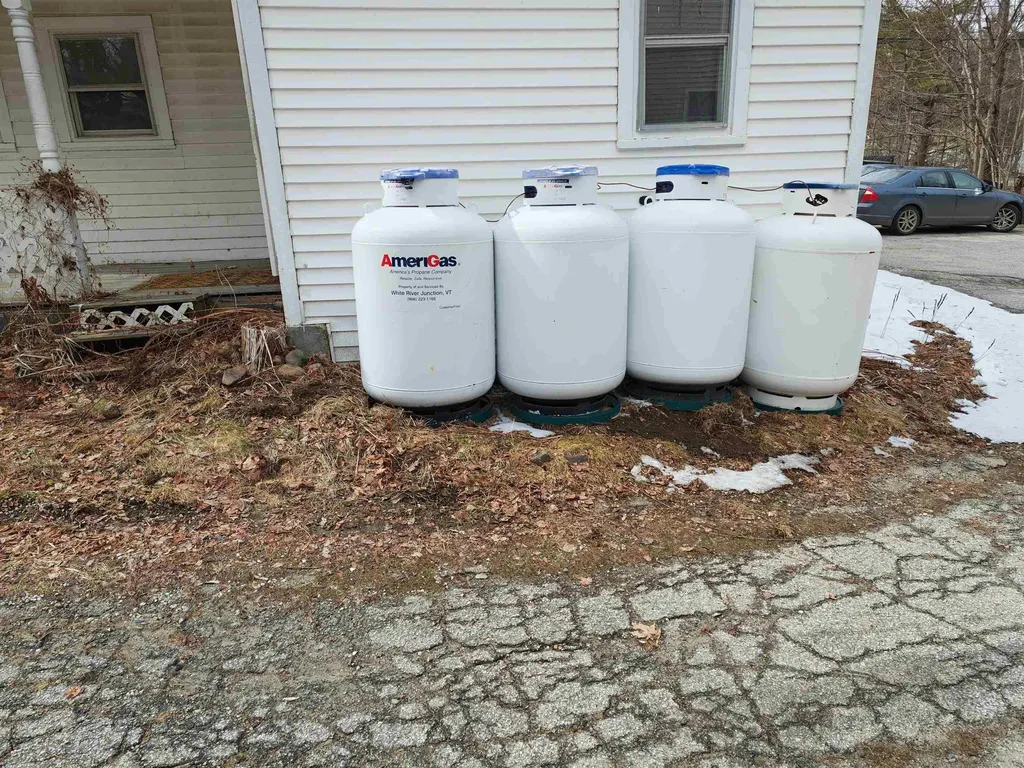 123 Agassiz Street Bethlehem NH 03574