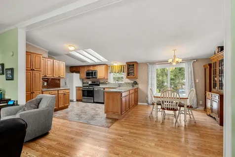 11 Magnolia Lane Belmont NH 03220