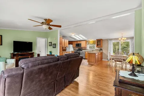 11 Magnolia Lane Belmont NH 03220