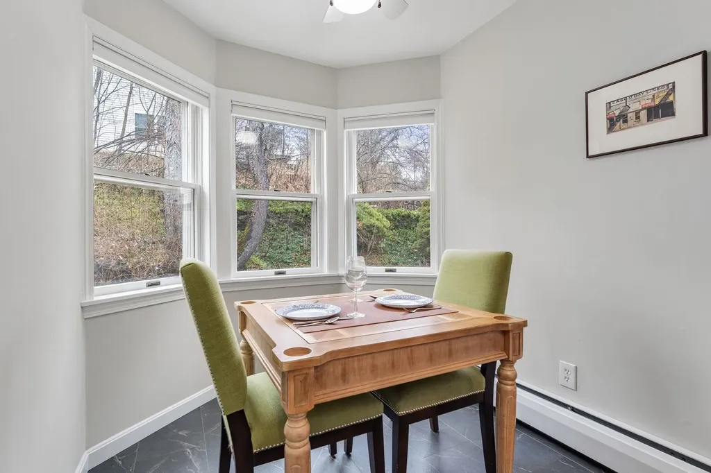 25 Pinewood Village Road Lebanon NH 03784