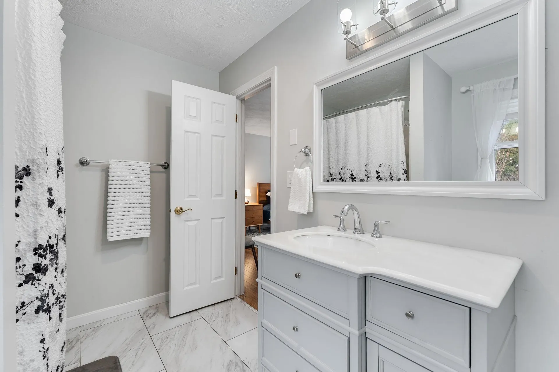 25 Pinewood Village Road Lebanon NH 03784