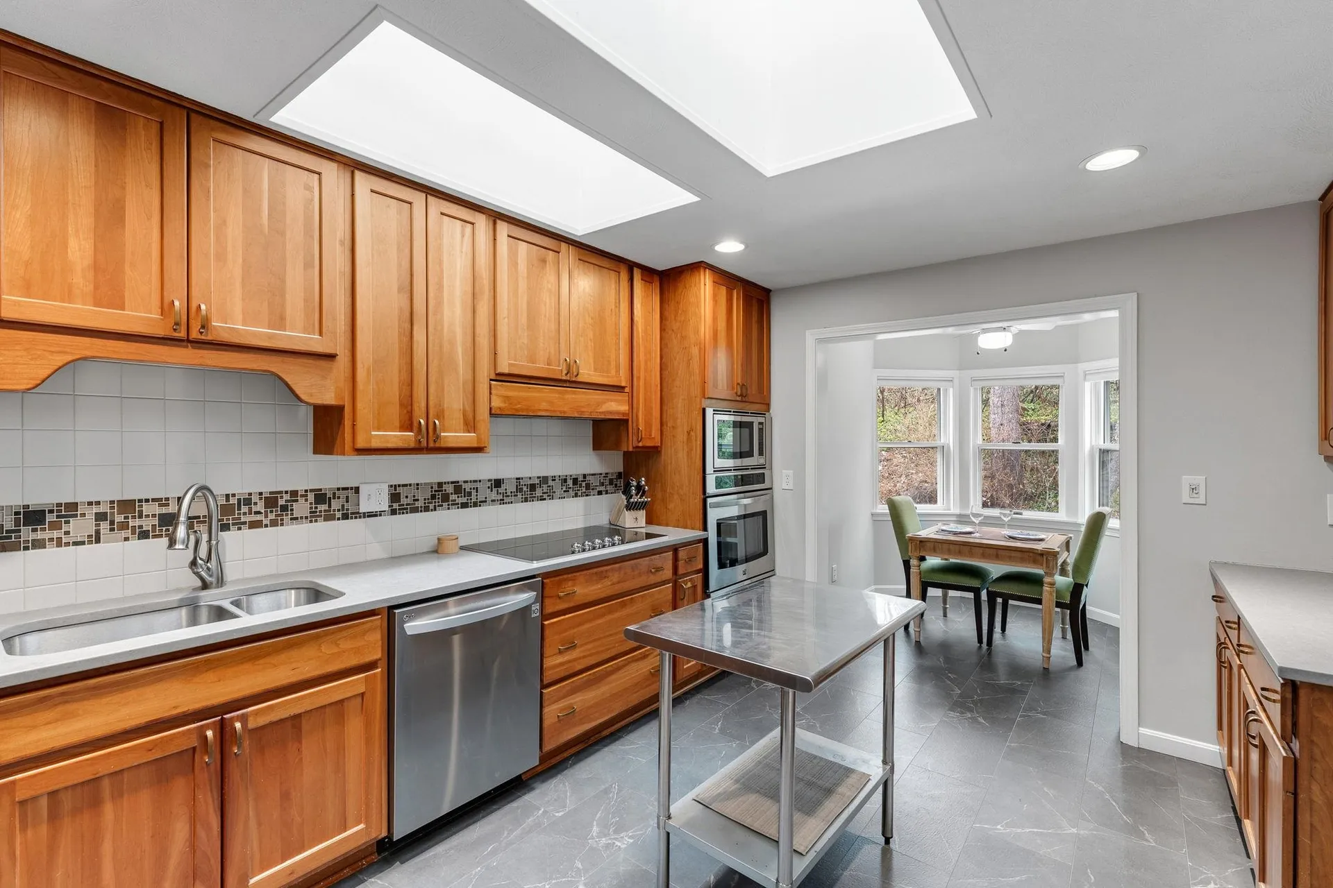 25 Pinewood Village Road Lebanon NH 03784