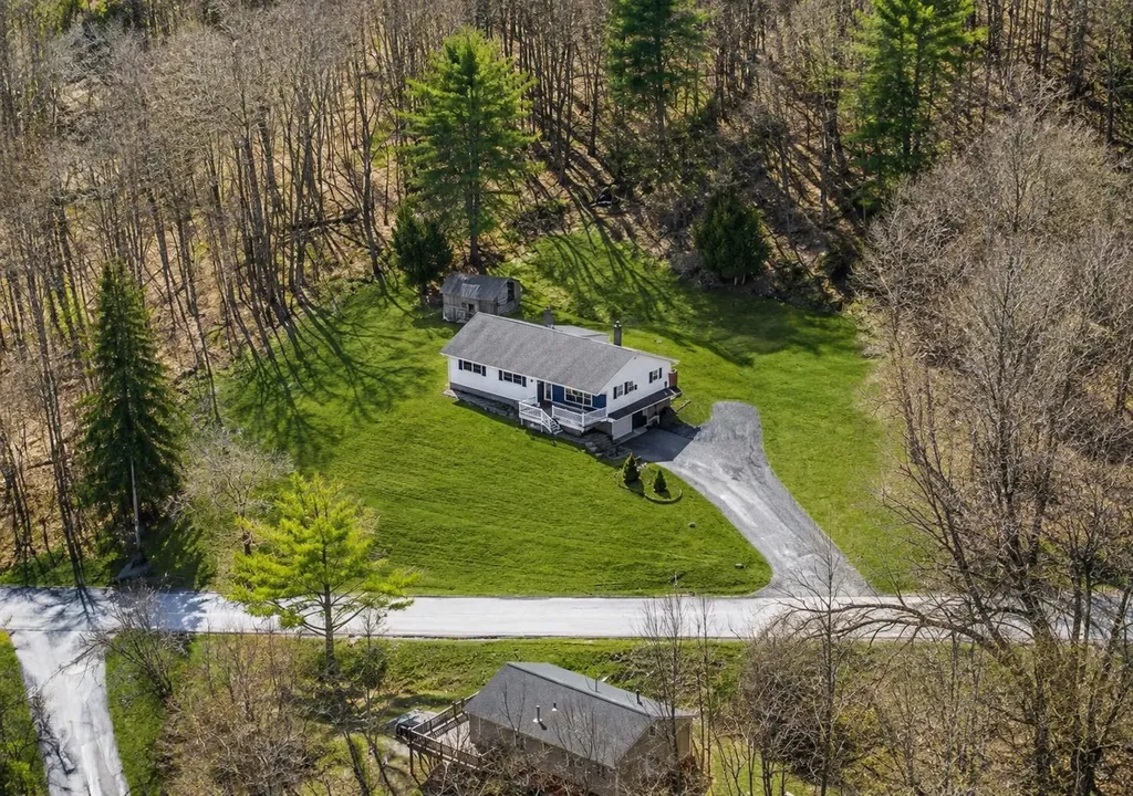 157 Skyline Drive West Rutland VT 05777