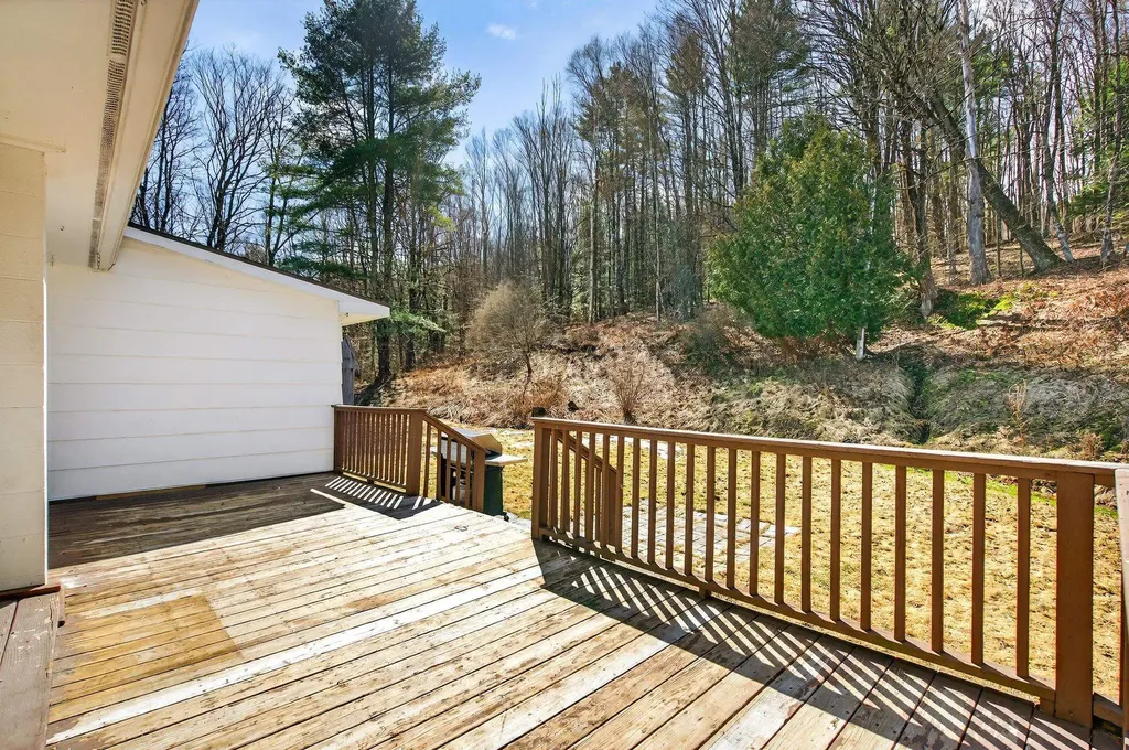 157 Skyline Drive West Rutland VT 05777