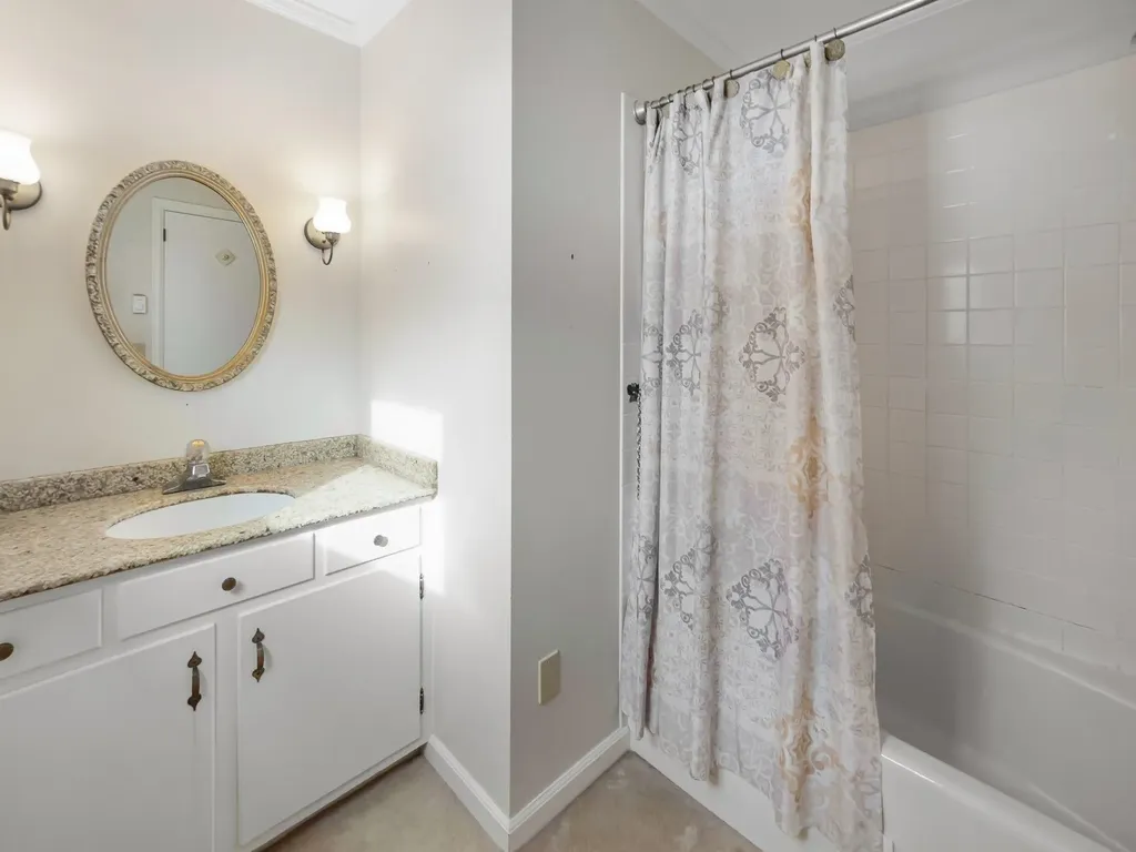 1490 Pucker Street Stowe VT 05672