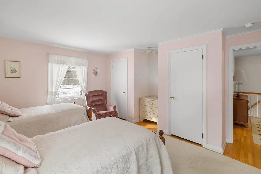 1490 Pucker Street Stowe VT 05672