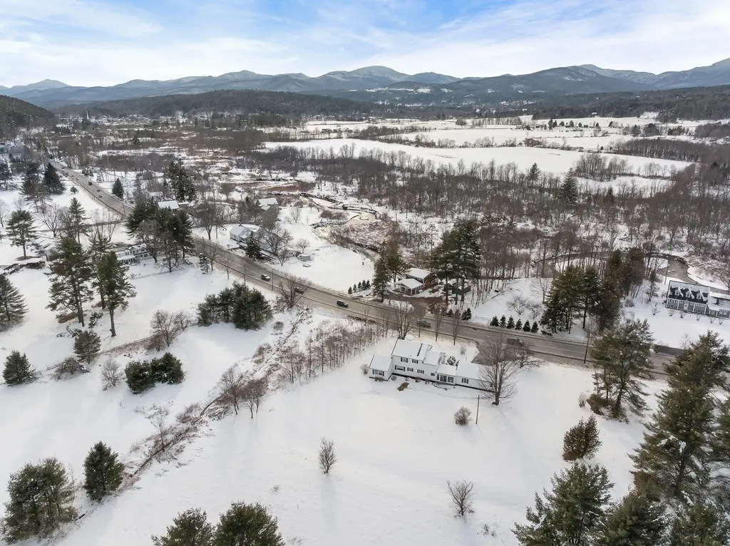 1490 Pucker Street Stowe VT 05672